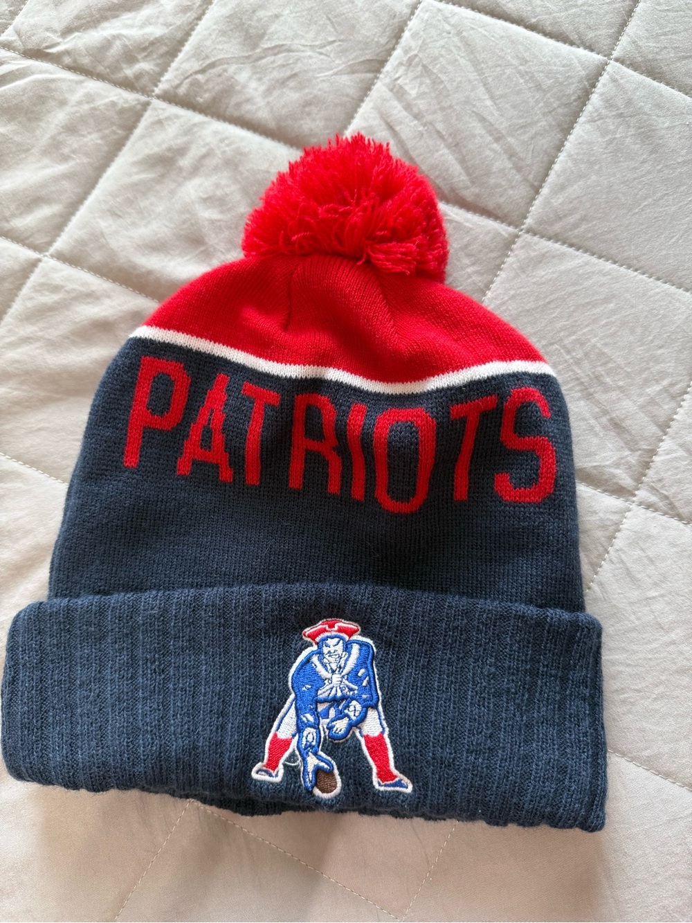 New England Patriots Knit Pom Beanie - Navy & Red